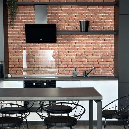 Koa - Moon Penthouse Appartement Braşov Buitenkant foto