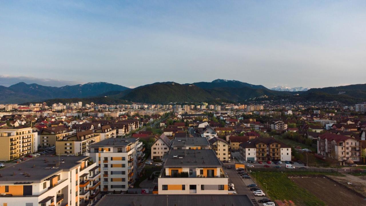 Koa - Moon Penthouse Appartement Braşov Buitenkant foto