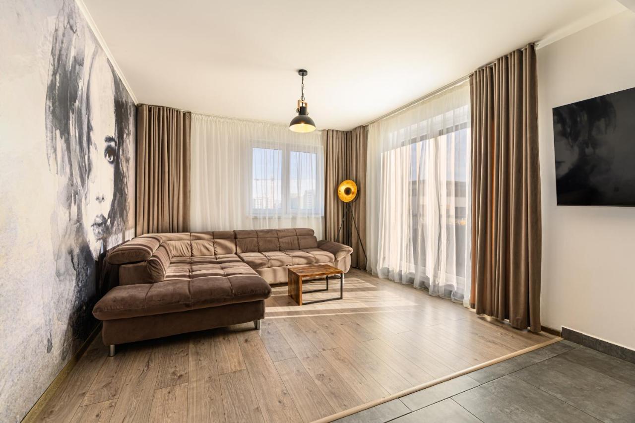 Koa - Moon Penthouse Appartement Braşov Buitenkant foto