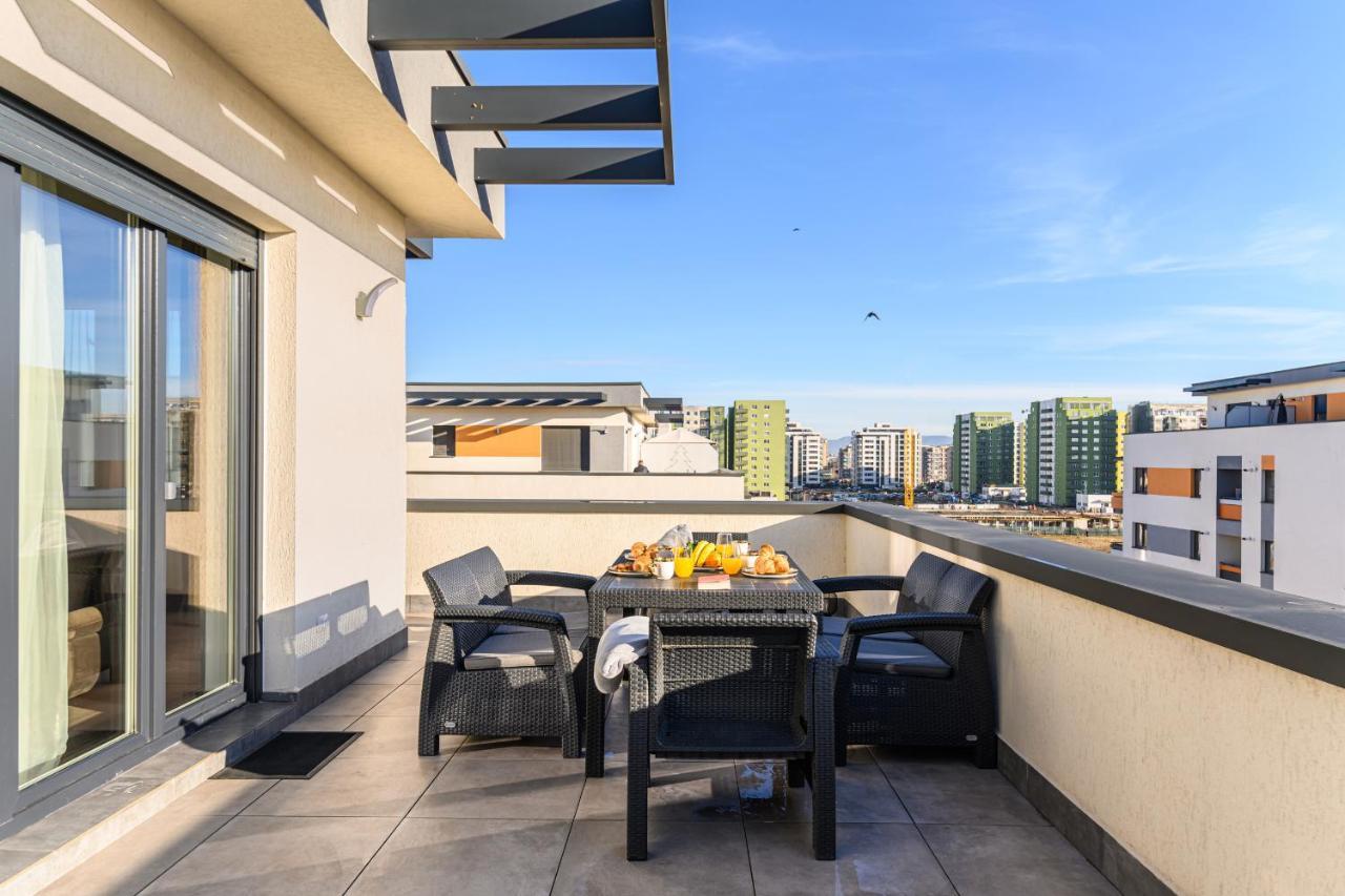 Koa - Moon Penthouse Appartement Braşov Buitenkant foto