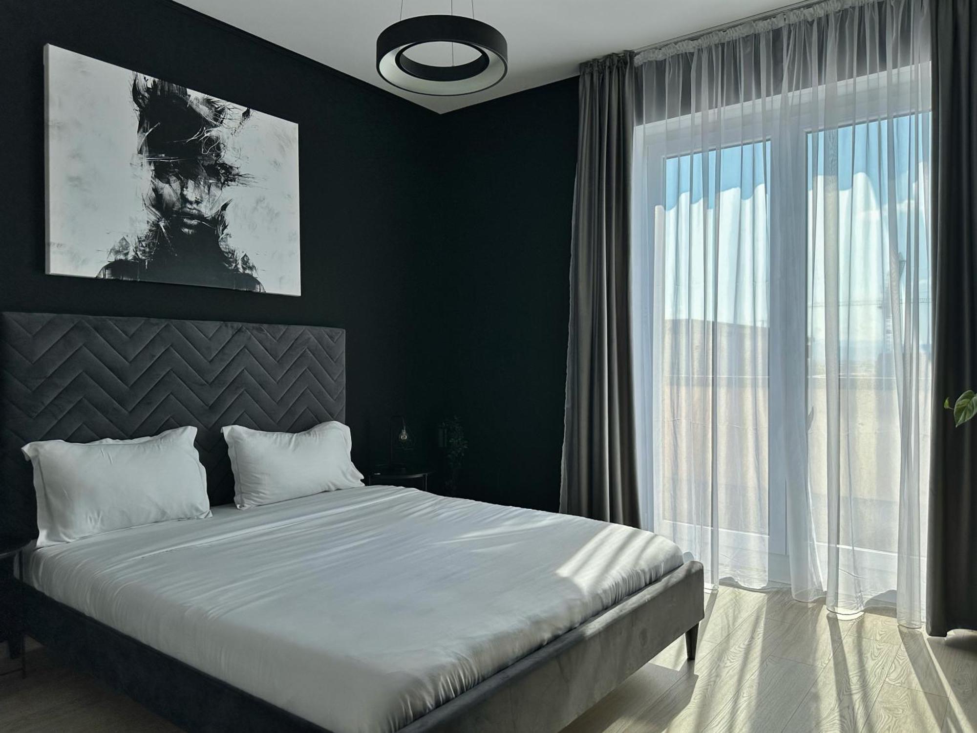 Koa - Moon Penthouse Appartement Braşov Buitenkant foto