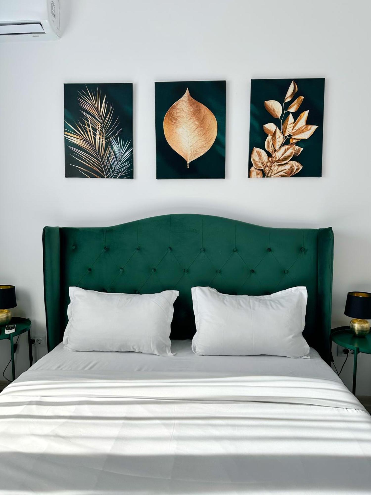 Koa - Moon Penthouse Appartement Braşov Buitenkant foto